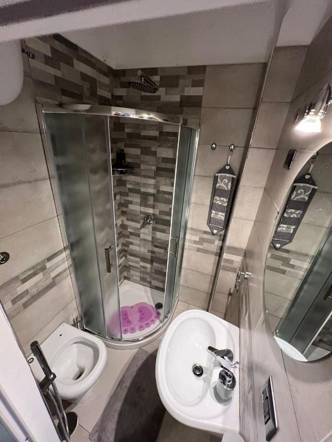 Chiaia Home 23 Nápoly Kültér fotó